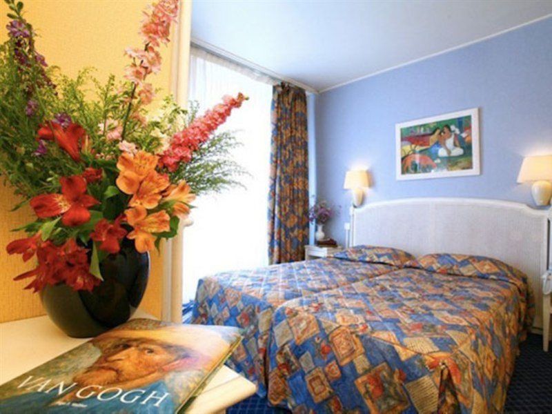 Hotel Villa Boheme Париж Екстериор снимка